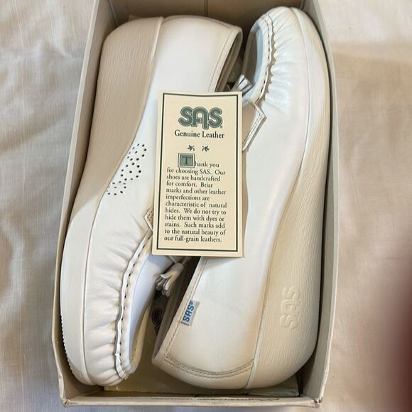 SAS MAGIC WHITE COMFORT SHOES.  NEW - Picture 7 of 8